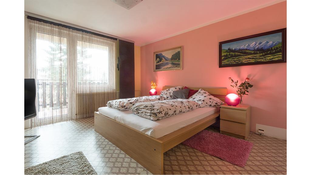Apartman Vrane Vrane nad Vltavou Luaran gambar